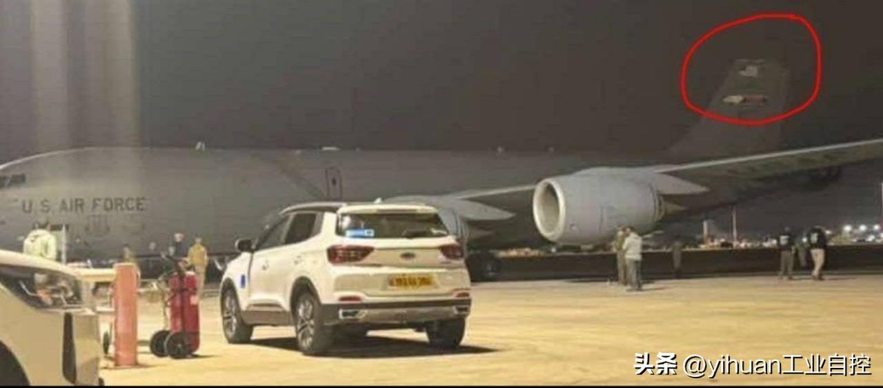 伊朗革命卫队3月13日宣布：
    伊拉克抵抗组织使用地空导弹、成功击落一架正