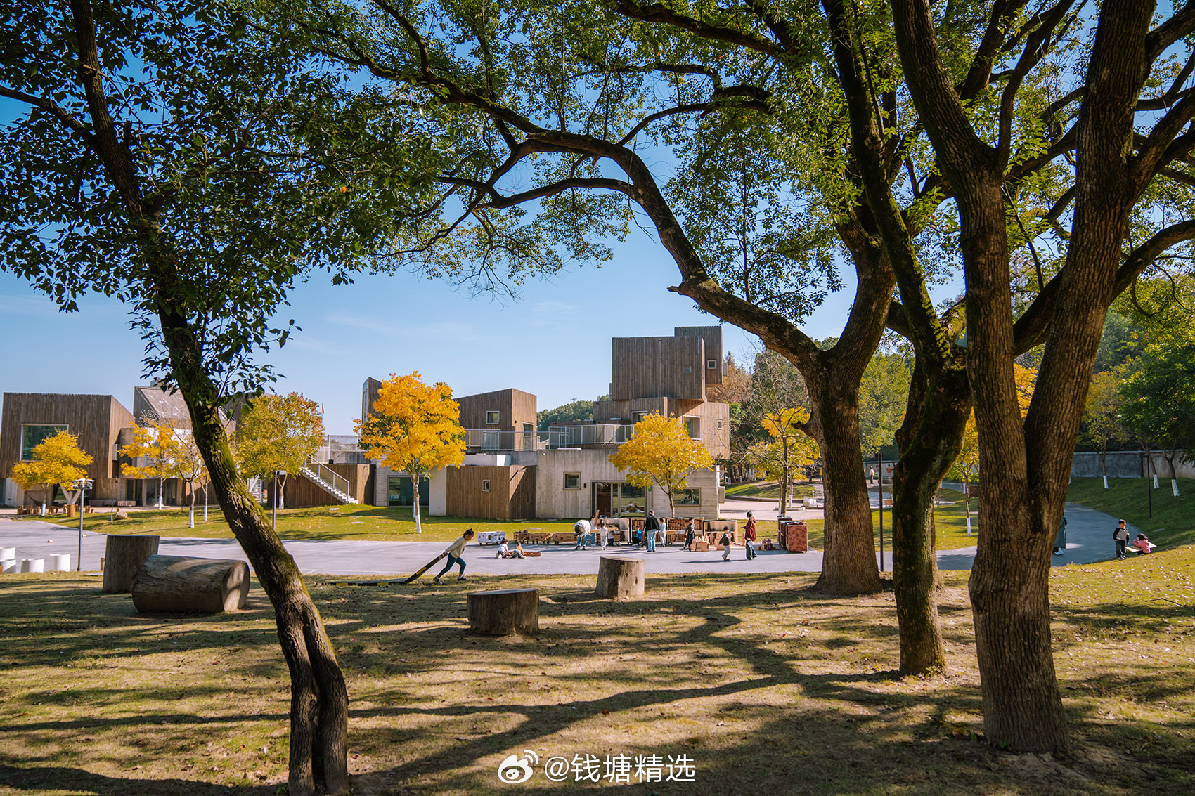 安吉游戏幼儿园与国际儿童中心，由 [OLI Architecture] 设计。项
