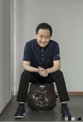 演员梁天和妻子孙凤英，辛苦培养儿子20年，2010年儿子以600多分考上北大英语
