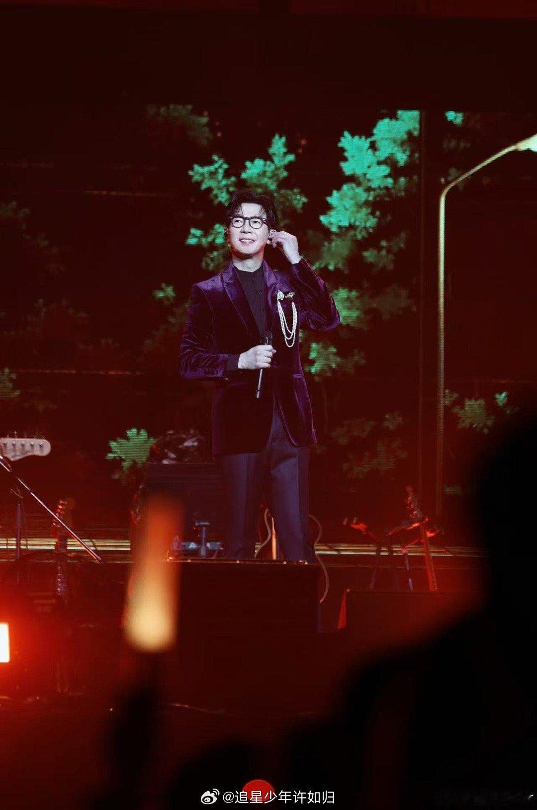 品冠的上海限定回忆杀品冠哈啰三十如一 跨年盛宴落下帷幕！品冠三十年未曾褪色的温柔