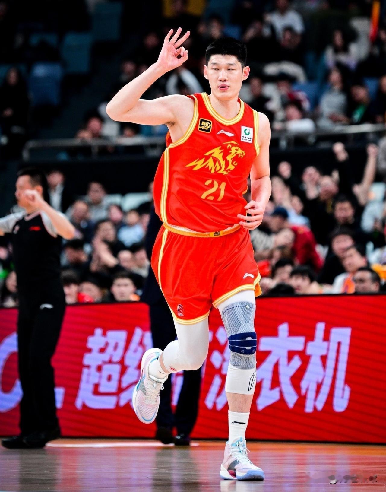 CBA联赛常规赛第一阶段结束，广厦队队内数据王一览：

01、得分王：胡金秋，3