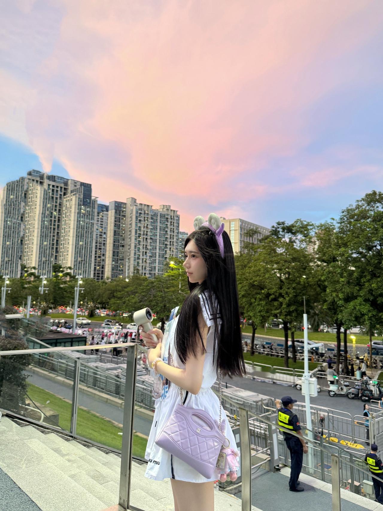 夏天  拍照姿势 凑热闹