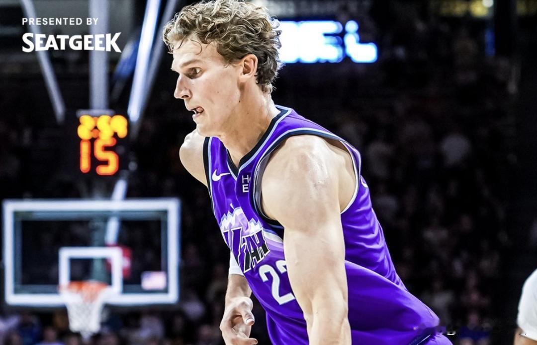 作者加速成长计划10月5日，NBA季前赛继续开打，爵士对阵掘金。最终经过四节较量