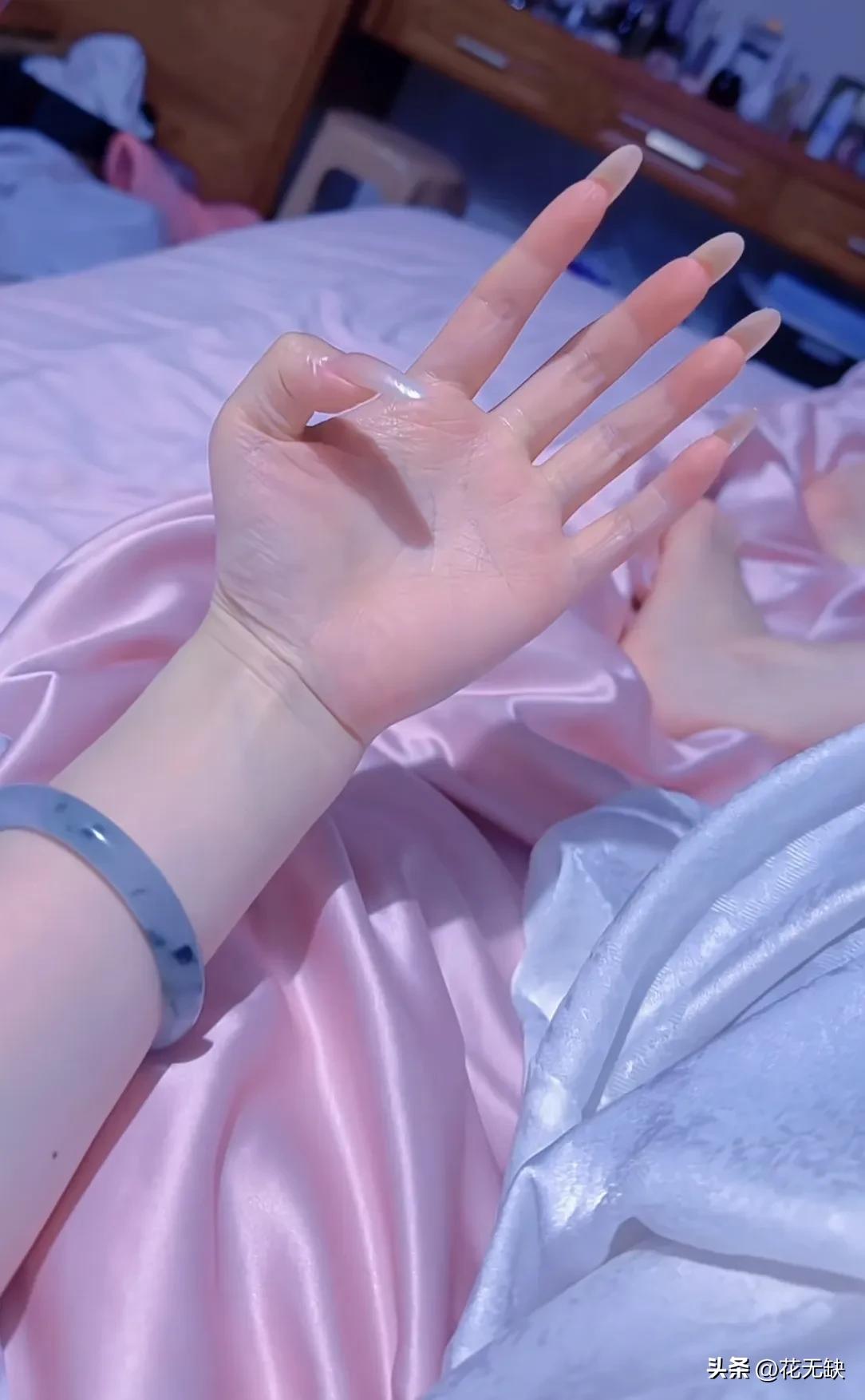 什么样的女人才能有这样的皮肤，确定不是仙子么