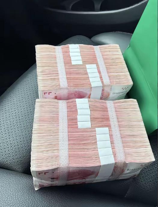 40万元存了三年，到期后想再存一个三年期大额存单，银行却告知没有额度。对习惯了定
