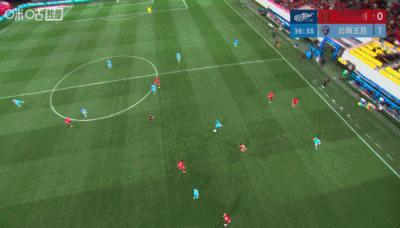 克莱伯进球，玉昆领先！ 