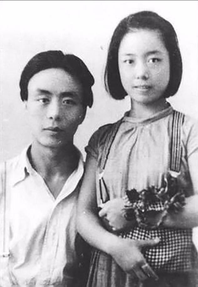 1936年，常州。夏天的风裹着热浪扑面而来，武进女子师范学校里，一场不被允许的情