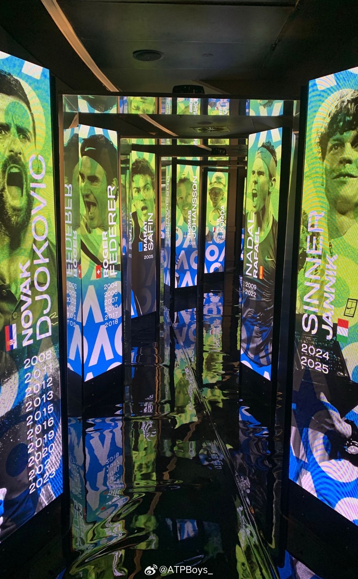 澳网2026 的男子冠军墙期待一下新样式的动态版。保持现在的势头，辛纳超过维兰德