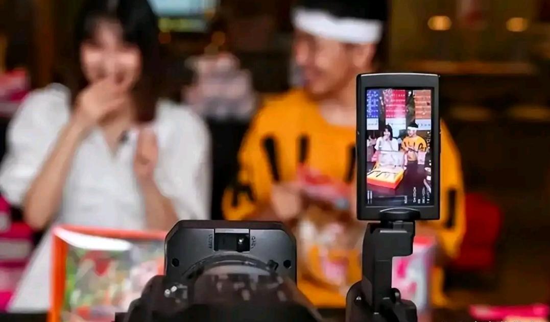 相关统计显示，九成网络主播的实际收入，不及普通水平的外卖骑手，这一看似意外的情况