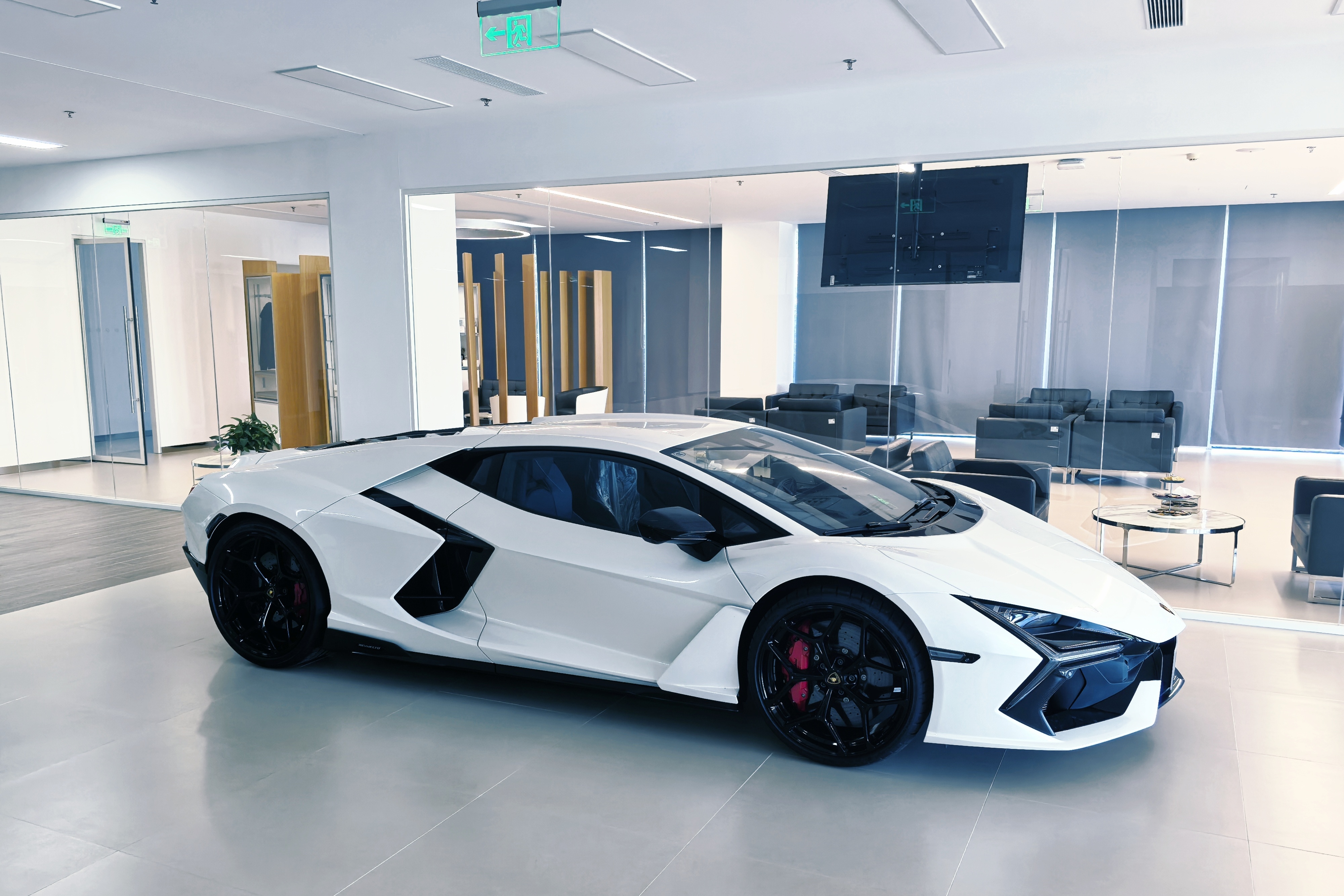 Lamborghini Revuelto兰博基尼兰博基尼revuelto 兰博基
