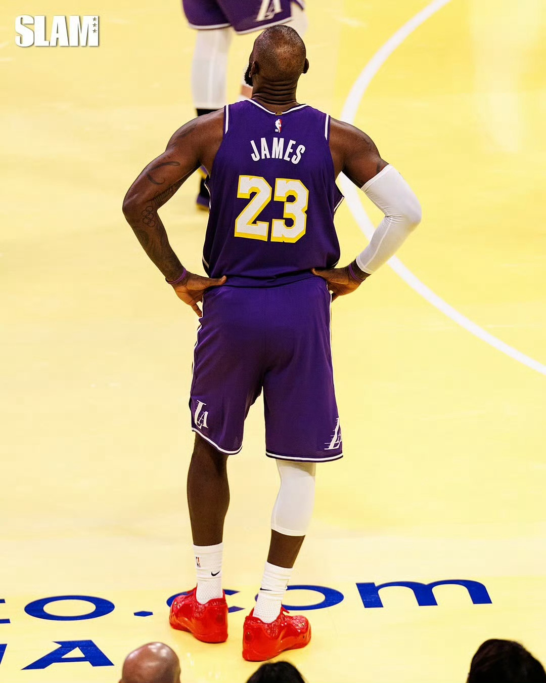 东詹里三核驱动洛杉矶湖人