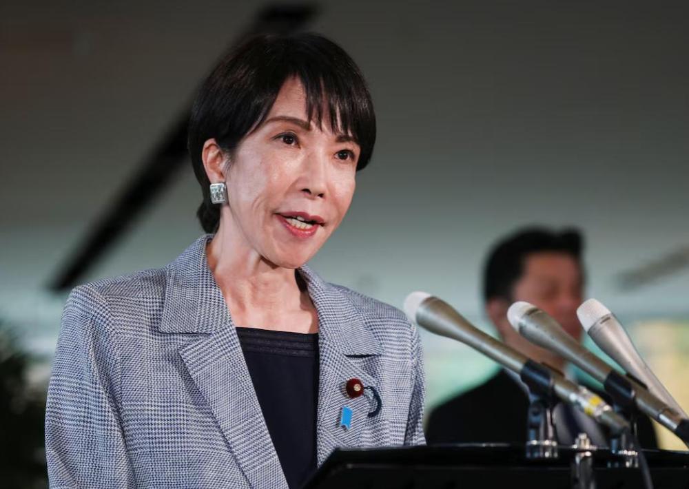 高市早苗终于还是低头了！在中国的战略决心面前，这位日本鹰派的代表人物，选择了一次