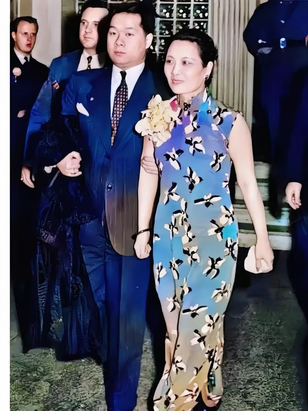 1943年穿着旗袍货真价实的宋美龄