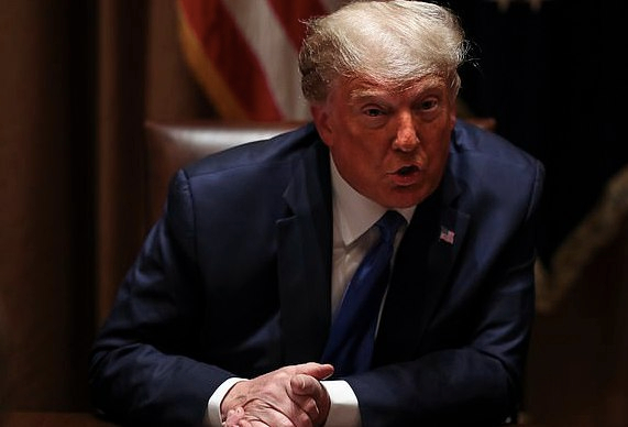 纽约时报观点：看看罗马的历史就知道了，特朗普即将崩溃在这四种解体中，特朗普心智的