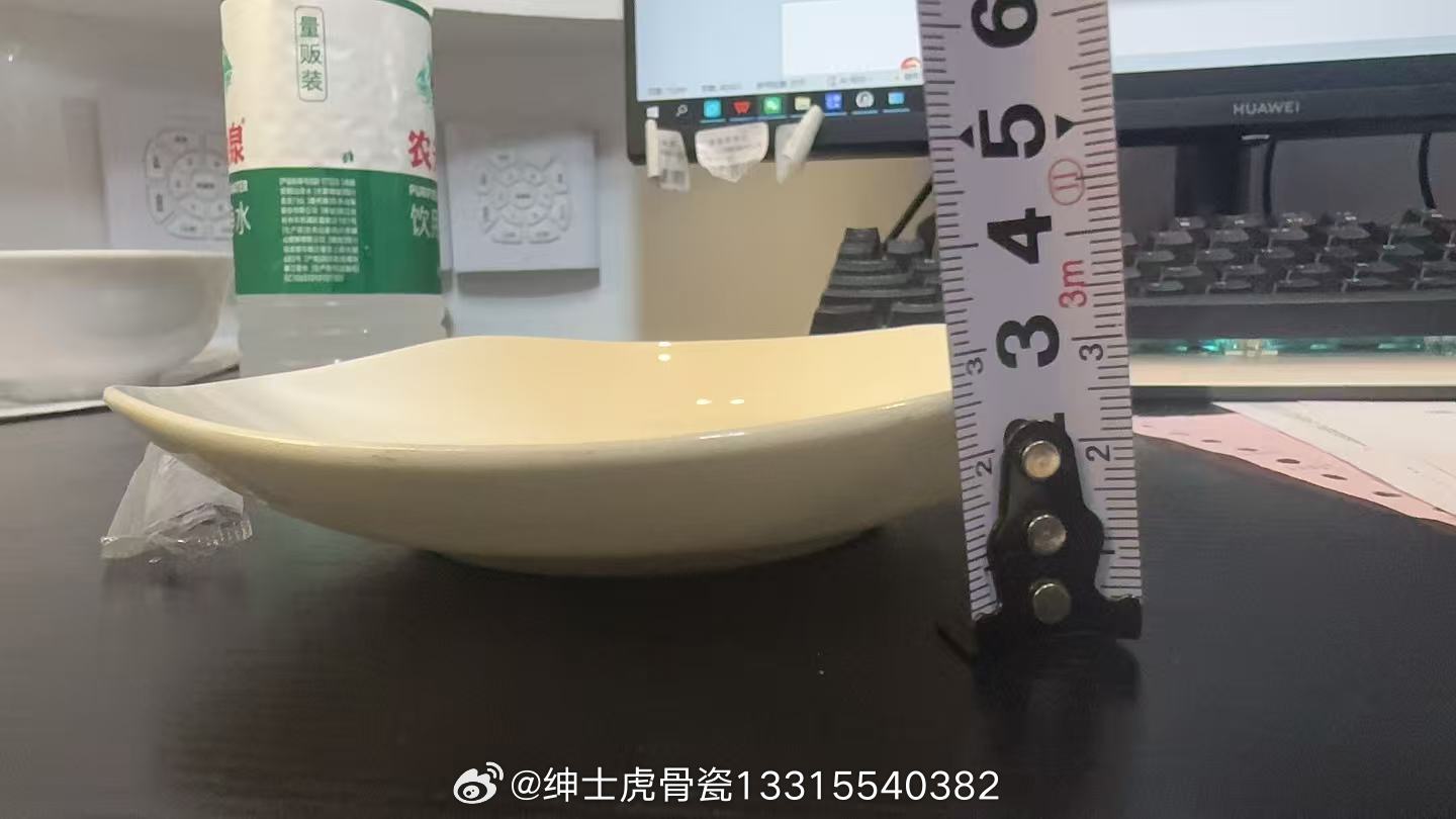 5.5寸方盘大量出货中餐具餐具盘子西餐盘餐具tableware 唐山陶瓷盘子微谈