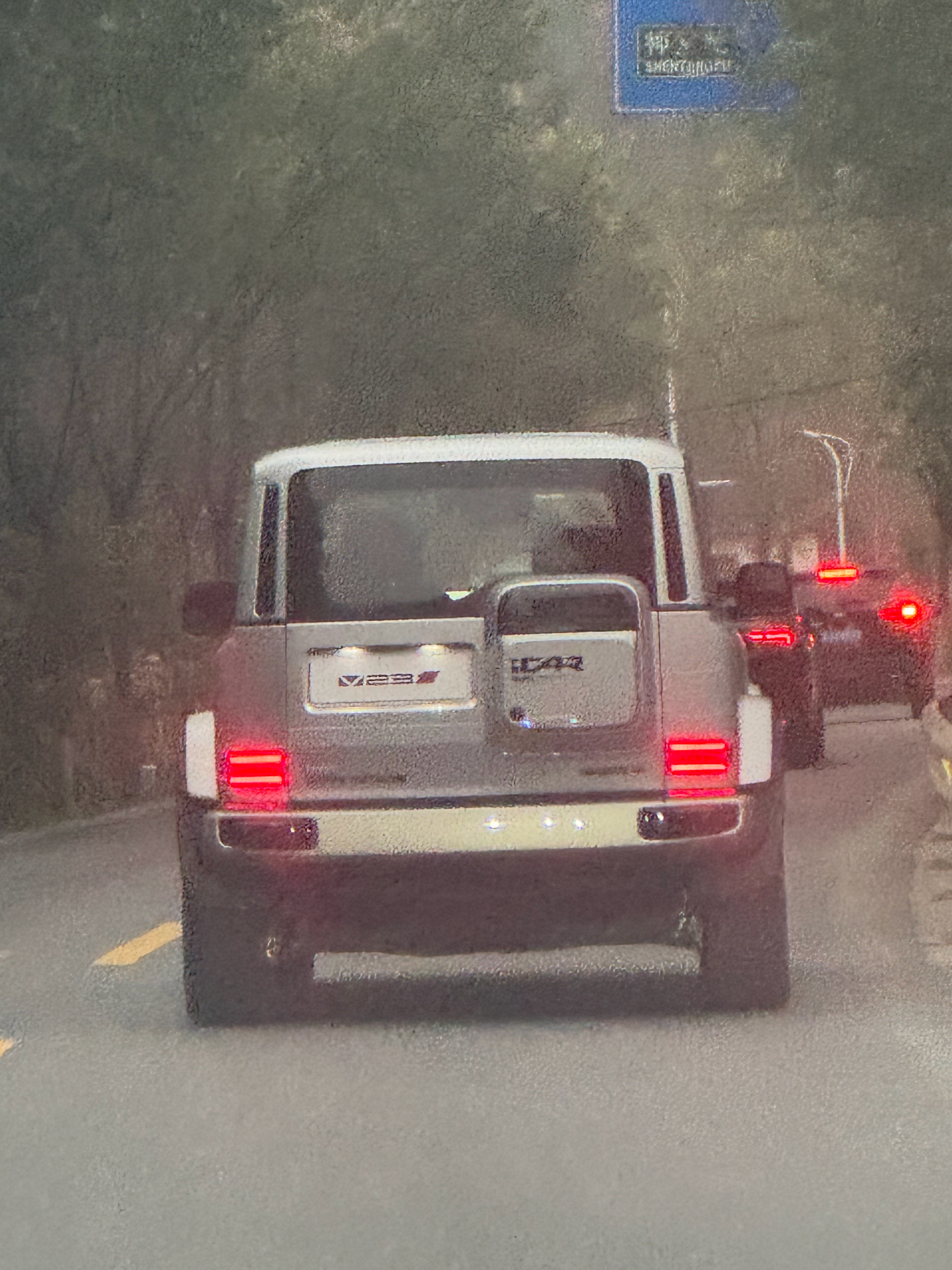 抓到一台野生的 iCAR  V23S ​​​