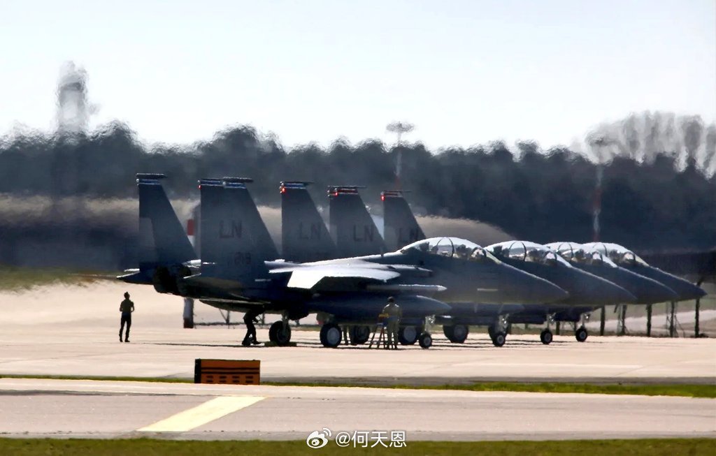 据美国空军杂志报道称，在与伊朗的三周战争中，至少有 20 架美国空军飞机受损或被