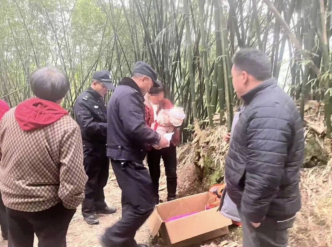 【6人拐卖儿童伪造弃婴案最新消息：伪造成弃婴的被拐儿童已得到照护】据封面新闻报道
