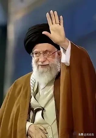 3月1号的消息，伊朗军方消息人士亲口承认，第一次把“法塔赫-2”高超音速导弹拉出