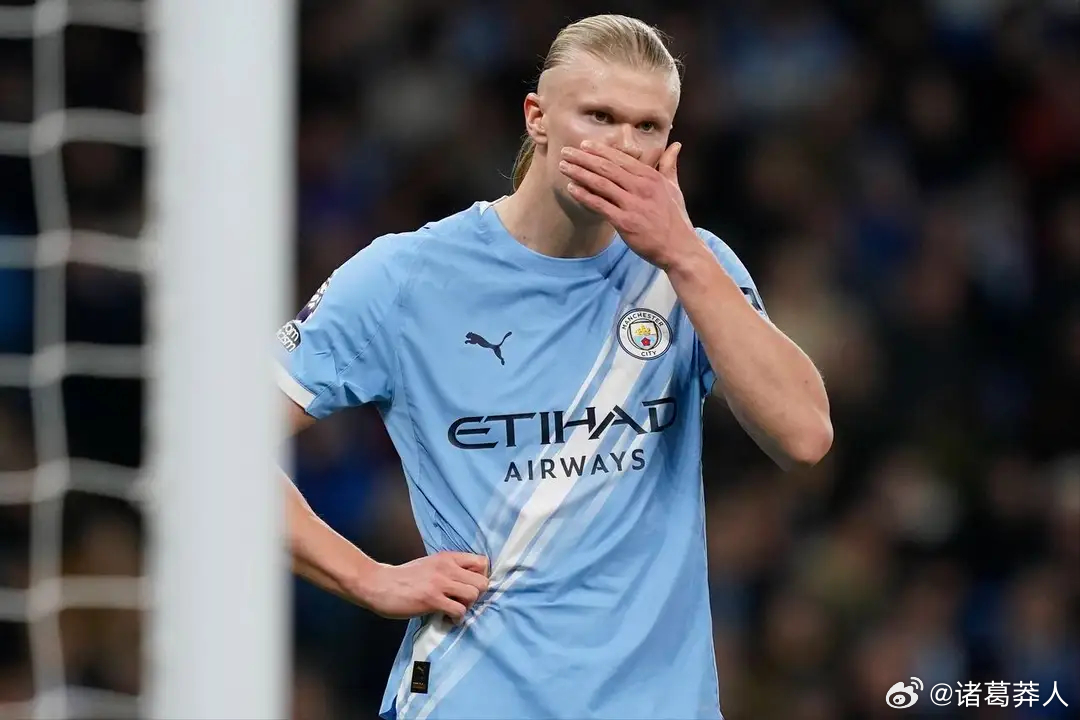 英超联赛崩盘！曼城2-2丢关键分，掉链子让阿森纳提前圆梦英超本赛季英超争冠，曼城