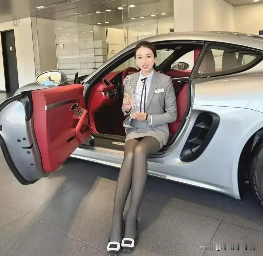 销冠果然很美丽大气，青岛保时捷女销冠照片曝光，称从来没跟客户出去吃过饭！