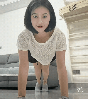小姐姐跳得很丝滑呀