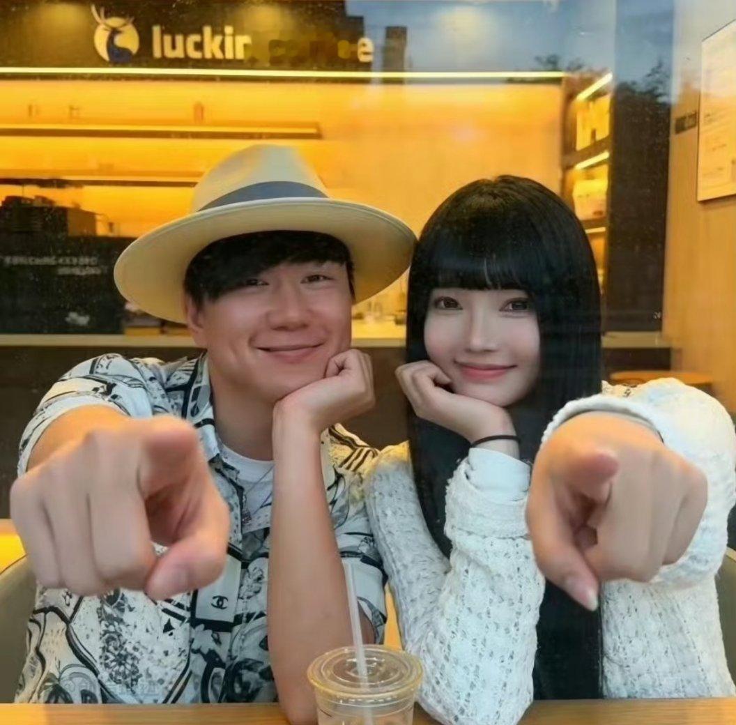 林俊杰 七七有情人终成眷属，愿林俊杰和女友七七能开花结果