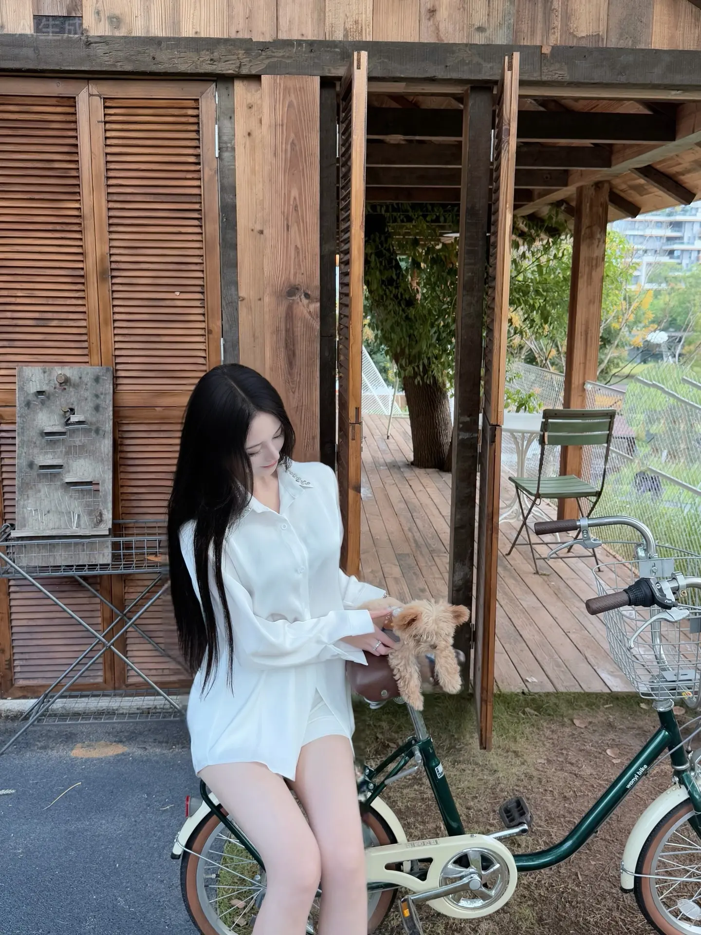 光落在身上 也落在心上。
