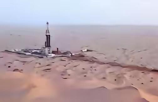 沙漠下面几乎全都是石油，那么咱们为什么不开采，说白了，不是咱们不开采，而是咱们没