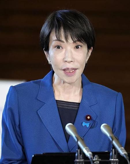 中国坚决抵制！日本军国余孽再抬头，日本首相公开给战犯献祭

咱们偶尔会看到日本政