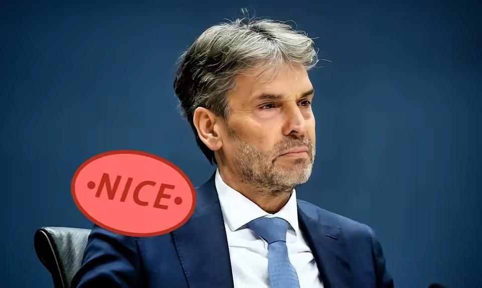 最新消息！！！
荷兰最近好像有点扛不住了。
他们突然说要谈判。很多人觉得这是服软