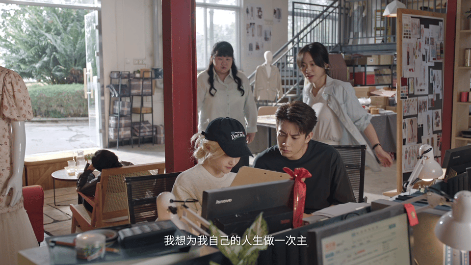 生逢其时9月硬控全家遥控器生逢其时 很难得一部年代剧兼顾多种看点，既有少年之间青
