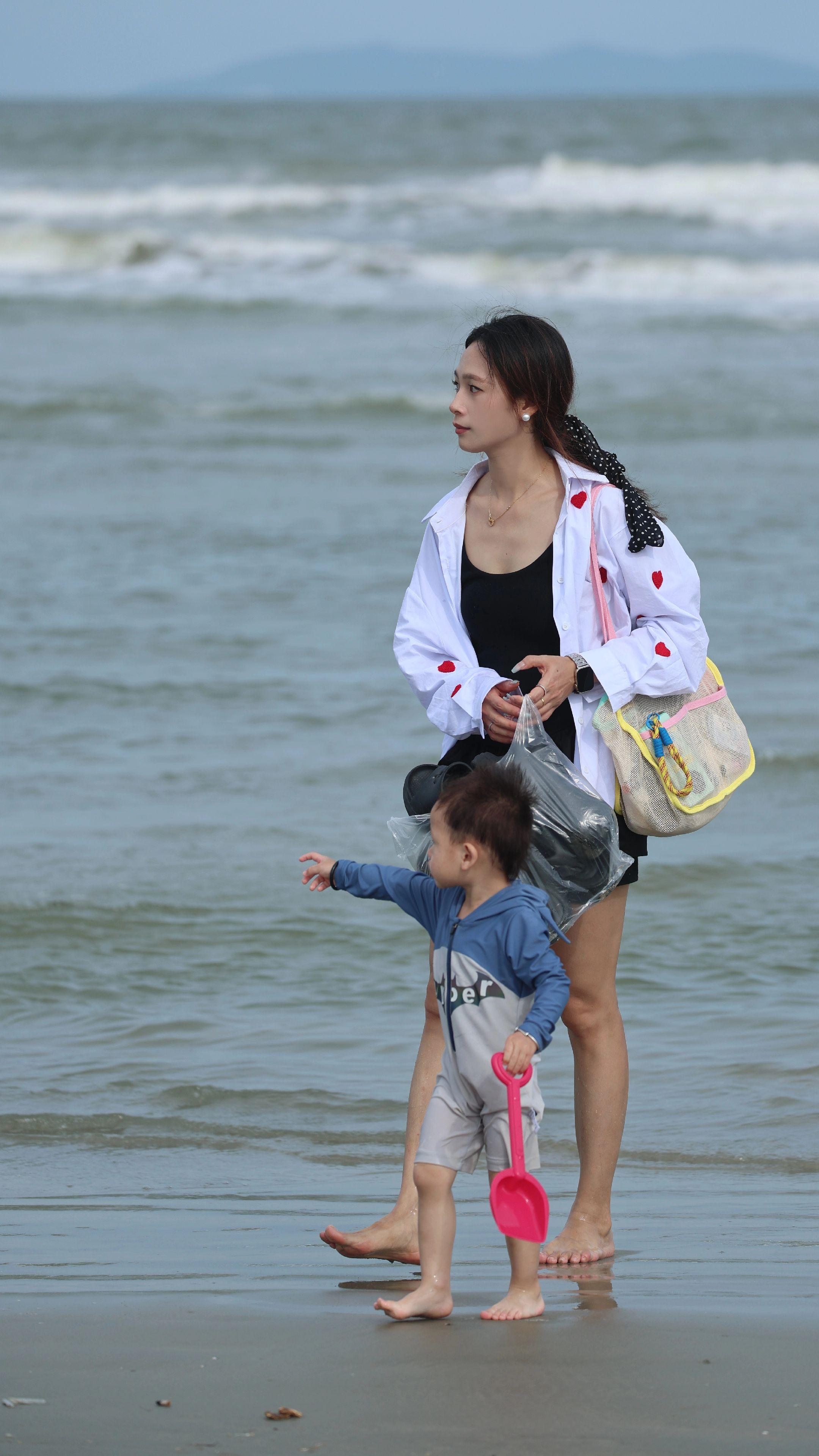 陪伴是最大的幸福 亲子时光 随拍记录生活 抓拍美好瞬间