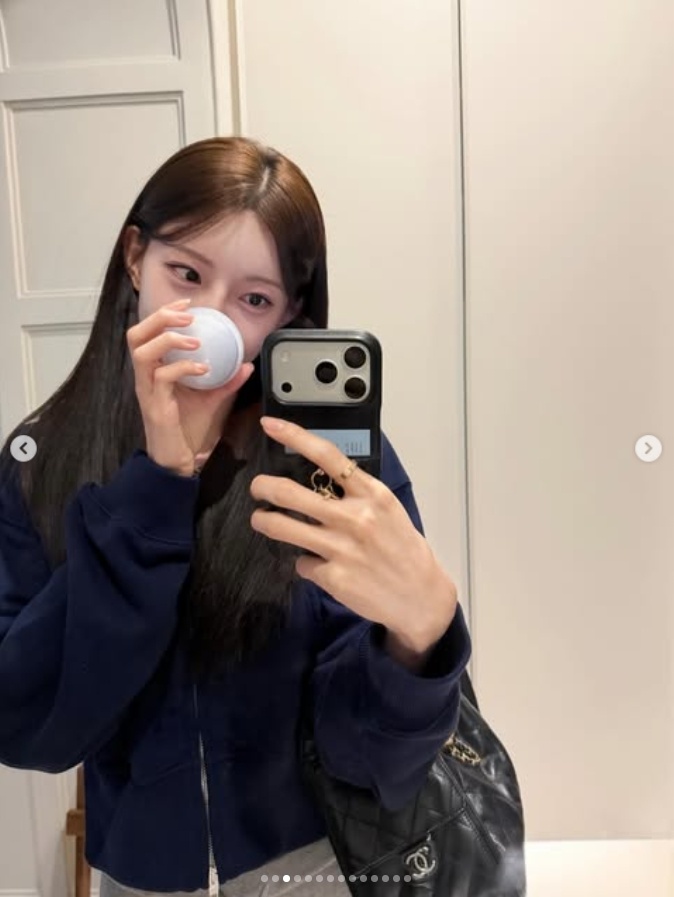 Rookie新女友更新insRookie新任韩国女友在风波后首度更新社媒：晒出多