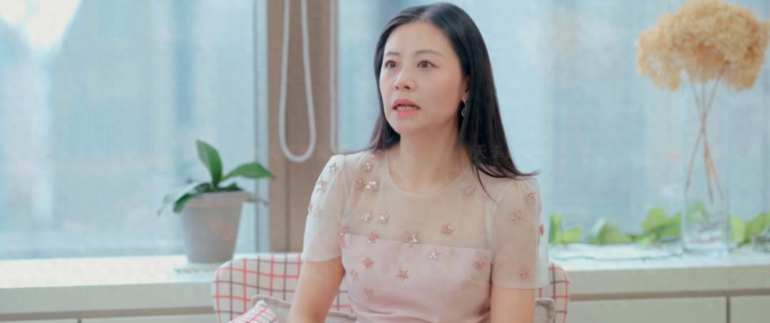 半夏投资创始人李蓓出圈新“战场”：12888元卖课、“下凡”小红书！据独角金融，