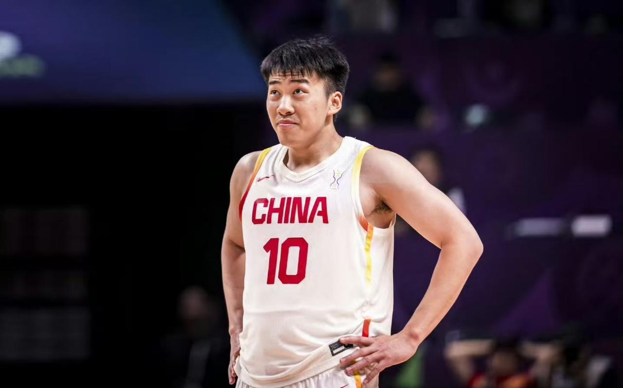 王俊杰赵维伦归队，林葳依旧没入选，杨瀚森即将回国，世预赛表现值得期待
随着中国男