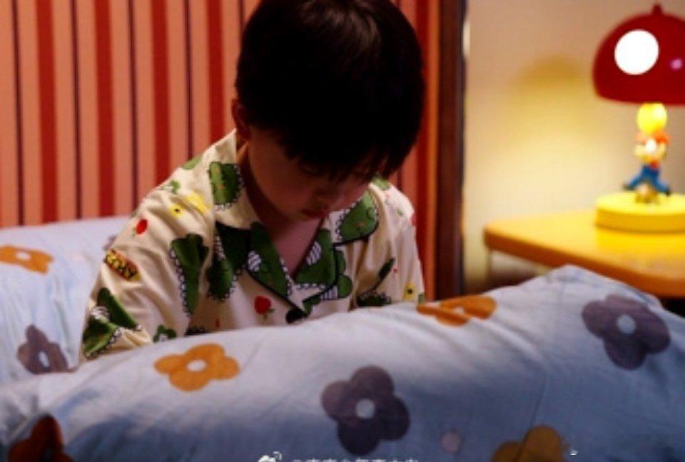 孩子尿床超过这个年龄就要注意了5岁以上的娃还老尿床？别不当回事！每月至少1次、连