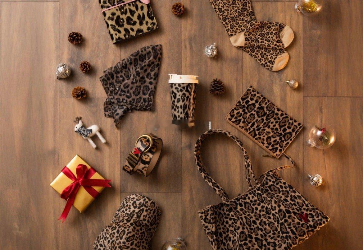 年末派对季，拒绝平庸！今年冬天，可以尝试跳出“安全色”的舒适圈，拥抱更有态度的「