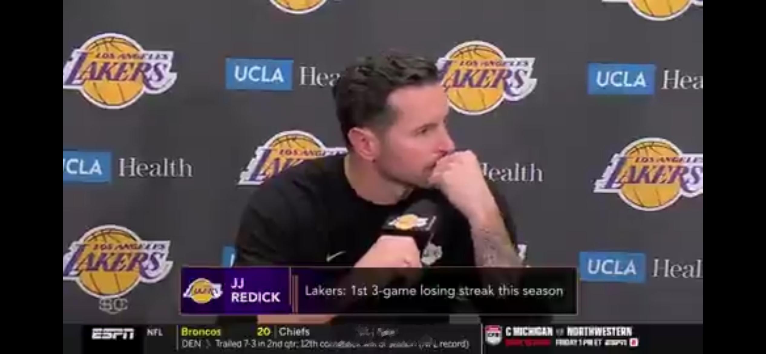 湖人输给火箭遭遇三连败，雷迪克炮轰球队不认真，他事先就跟球队预警了，但一开场就没