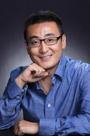 一次，窦文涛借朋友16万，朋友却只还15万，还把他拉黑，他说:“这事是我错了吗？