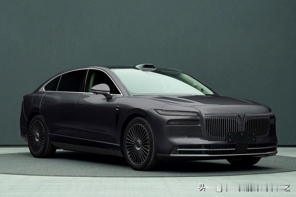 前两天拍广告提前曝光的岚图追光L工信部申报[思考]
车身尺寸5125×1985×
