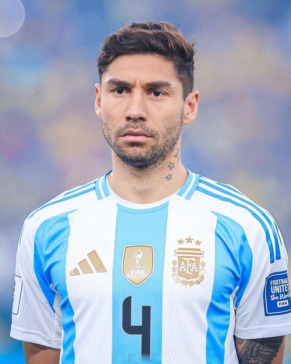 阿根廷球迷俱乐部  加斯顿·艾多尔 🇦🇷（阿跟队记者）：冈萨洛·蒙铁尔尽管疲