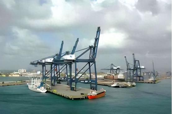 巴拿马这回恐怕是赌输了！强行撕毁租约，赶走香港长和，他们大概以为自己拿回了金饭碗