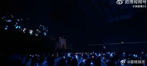 袁一琦生日演唱会上座率袁一琦回芒果后的人气 袁一琦生日演唱会万人场坐满，人气爆棚