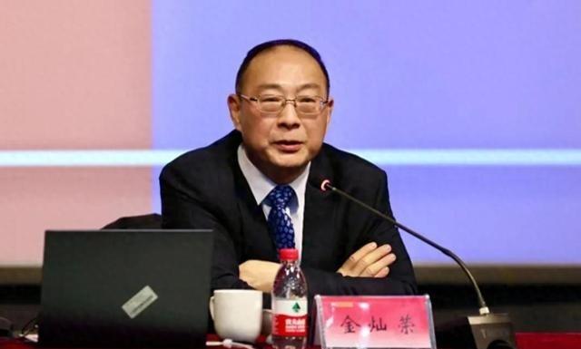 中国在解放台湾的战争中，美国一定会插手，而中国的这场收复台湾的战争中，不可能向朝