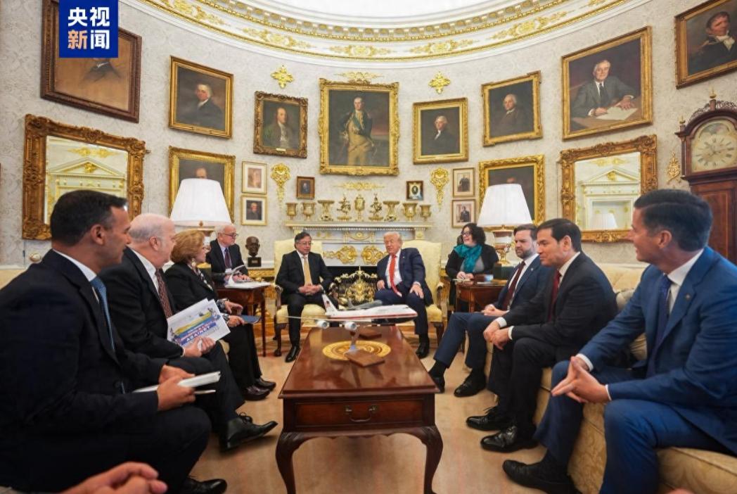 2 月 4 号，美国总统特朗普在白宫会见了来访的哥伦比亚总统佩特罗，这也是 20