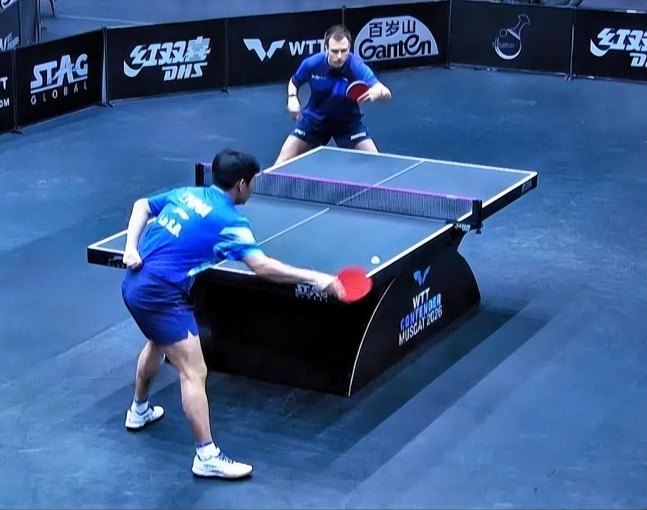 林诗栋与希德仁科技术特点核心差异：林诗栋是全面均衡+反手核心+韧性强，希德仁科是