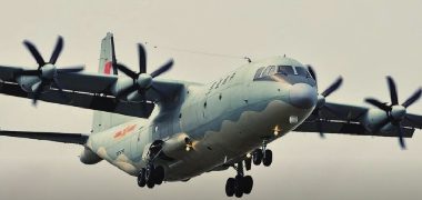 每天认识一件兵器 运-9（高新8号）侦察机［中］机长：36米翼展：40米机高：1