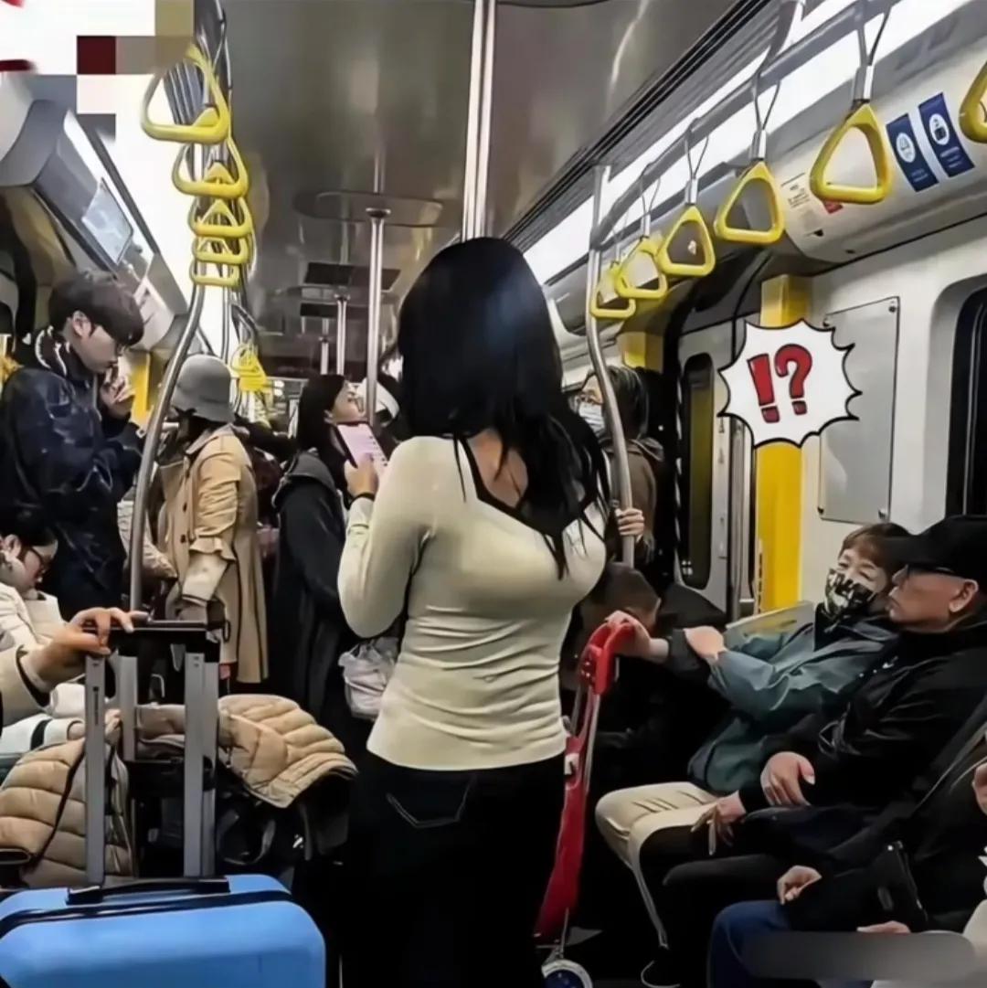 想提醒又怕伤她自尊，直说担心被嫌多事，不说又怕她没察觉。这种情况该怎么巧妙暗示呢