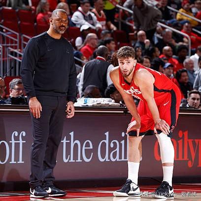 『就在今天！NBA 传来多则火箭队最新消息』

1、以三分之差惜败掘金惨遭双杀的